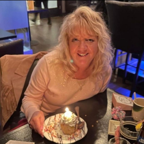 Meet your Posher, Brenda - Picture 8 of 10